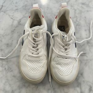Boys Veja shoes